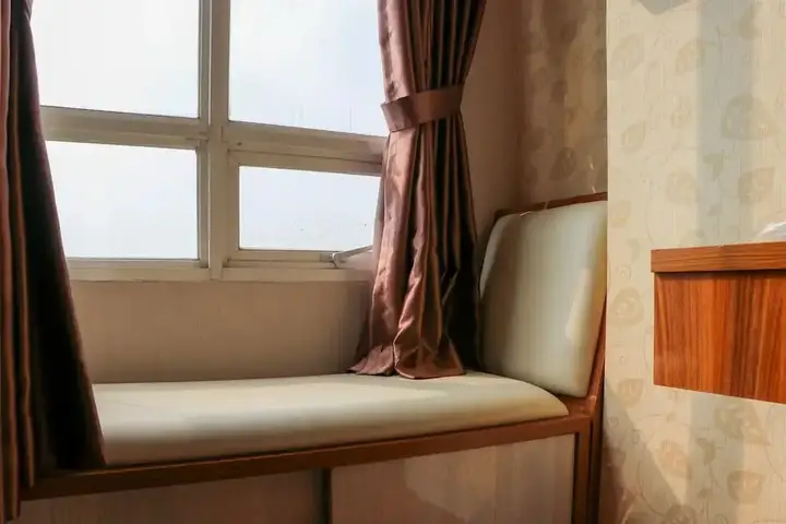 Депок: Cozy And Simply Studio At Cinere Bellevue Suites Apartment