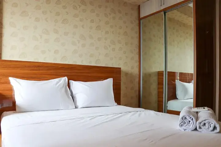 Депок: Cozy And Simply Studio At Cinere Bellevue Suites Apartment