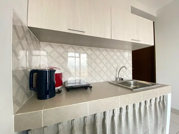 Бандунг: Minimalist 2Br Apartment At Mekarwangi Square