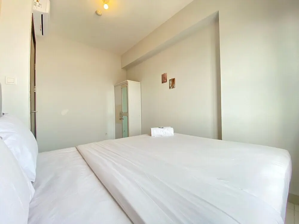 Бандунг: Minimalist 2Br Apartment At Mekarwangi Square