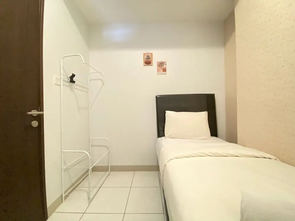 Бандунг: Minimalist 2Br Apartment At Mekarwangi Square