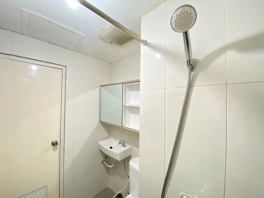 Бандунг: Cozy Designed Studio Apartment At Grand Asia Afrika