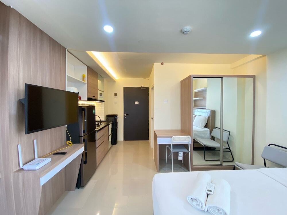 Бандунг: Cozy Designed Studio Apartment At Grand Asia Afrika