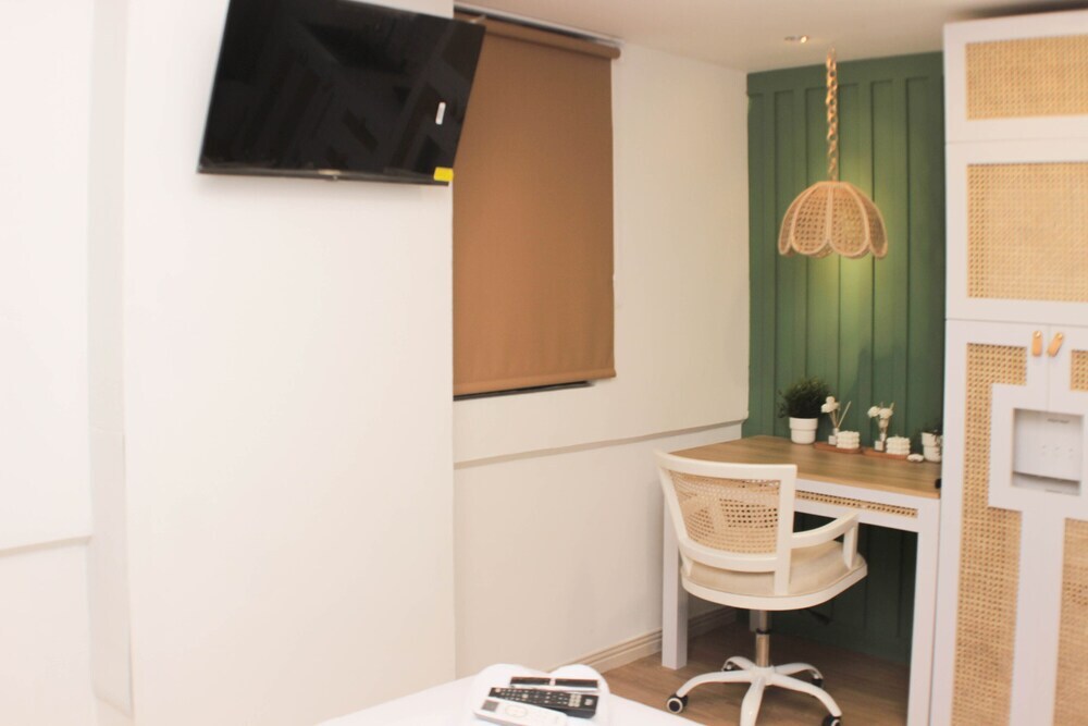 Сибату: Minimalist Design Studio At Meikarta Apartment