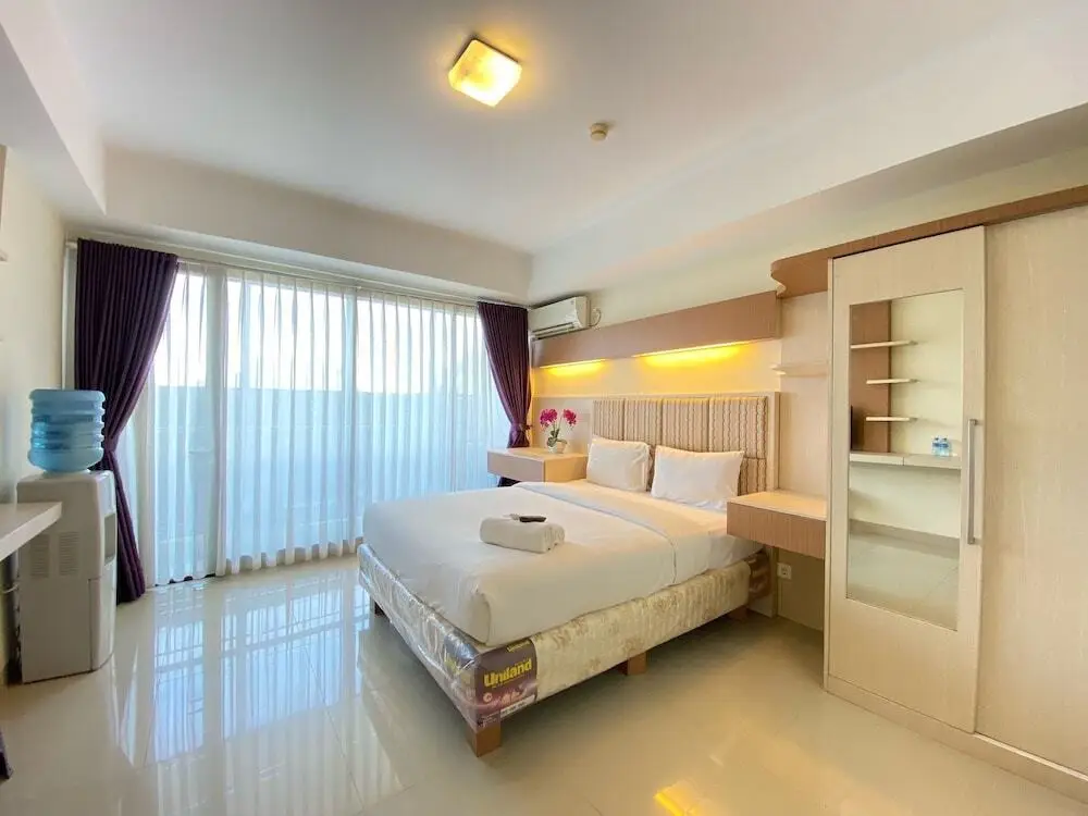 Бандунг: Homey Furnished Studio At Beverly Dago Apartment