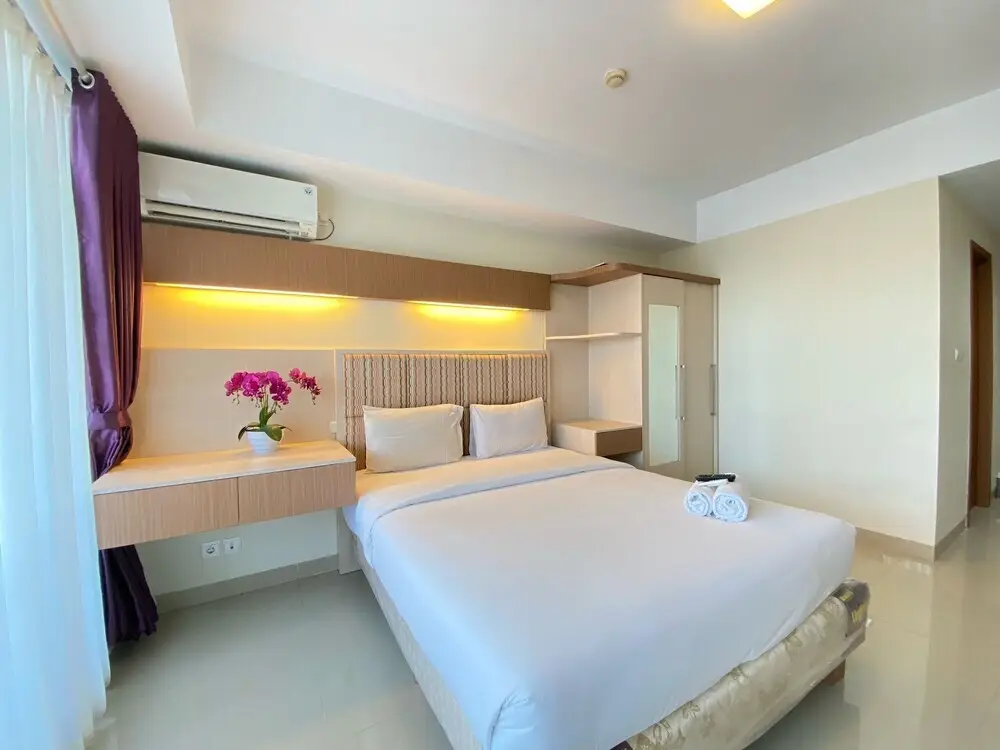 Бандунг: Homey Furnished Studio At Beverly Dago Apartment