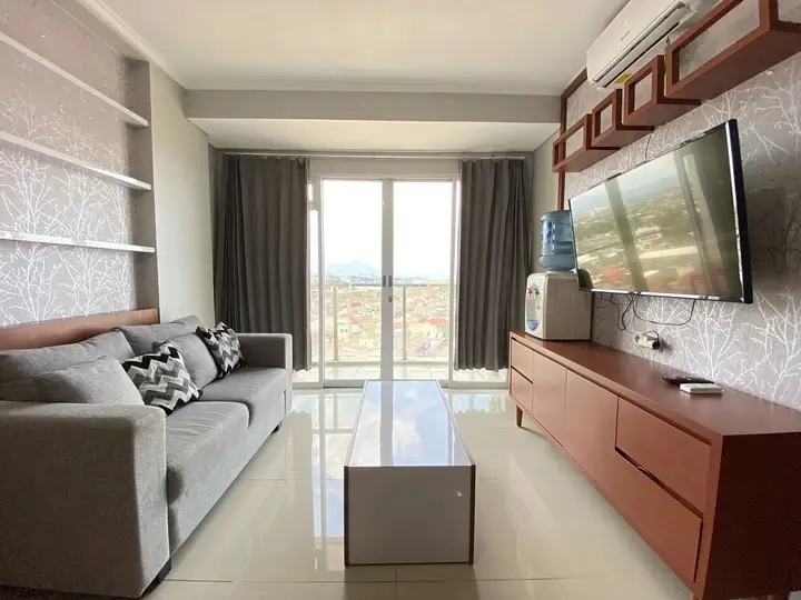 Бандунг: Comfy 2Br Apartment At Gateway Pasteur