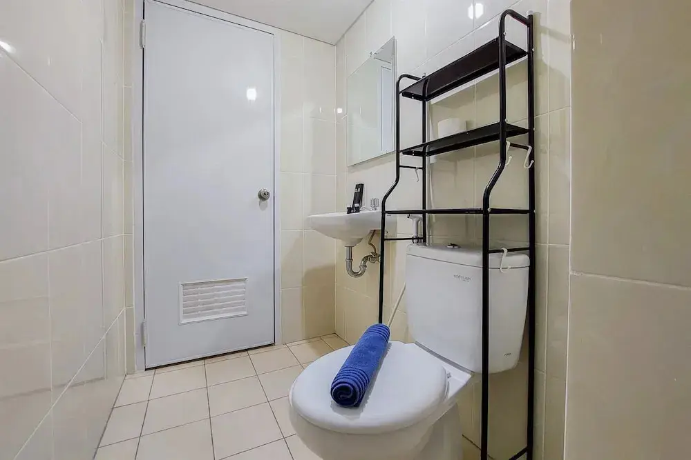 Legok: Nice And Comfy 2Br Apartment At M-Town Residence Near Summarecon