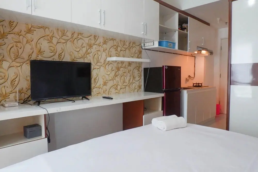 Сурабая: Compact And Cozy Studio Apartment At Orchard Supermall Mansion