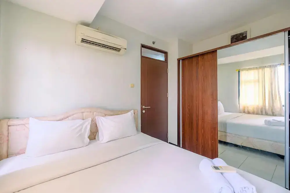 Бекаси: Comfort 2BR at Lagoon Bekasi Town Square Apartment