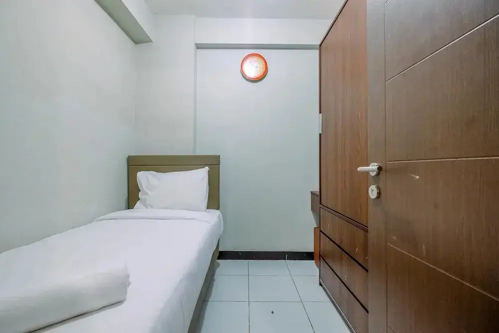 Бекаси: Comfort 2BR at Lagoon Bekasi Town Square Apartment