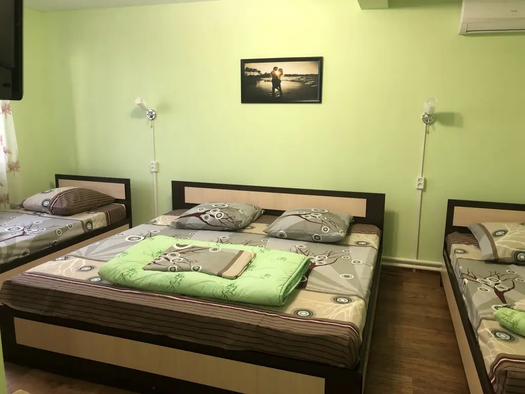 Павловск: Отель Эталон