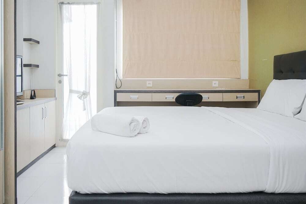 Legok: Fancy And Nice Studio At Scientia Residence Apartment