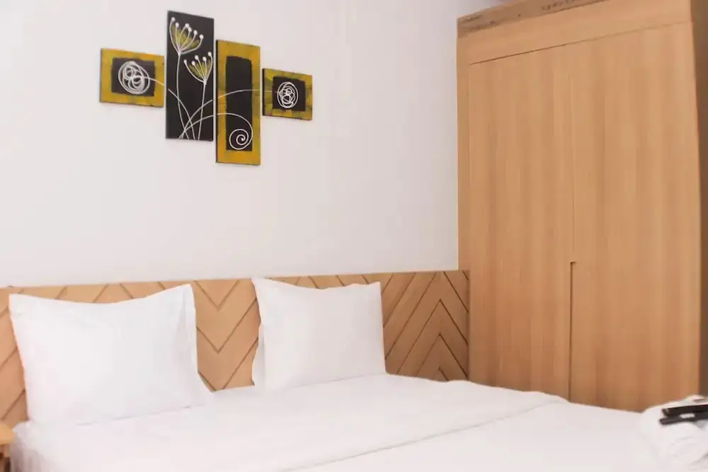 Бекаси: Homey And Cozy Stay Studio Apartment At Patraland Urbano