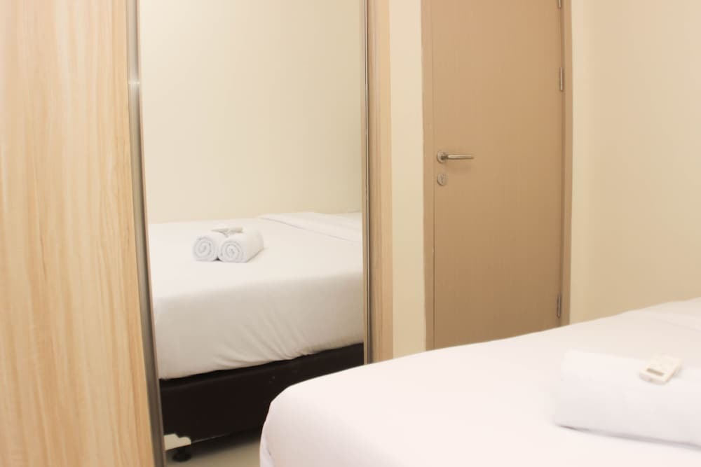 Сибату: Luxury And Comfy 2Br At Meikarta Apartment