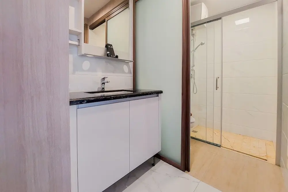 Legok: Nice And Restful 2Br At Sky House Bsd Apartment