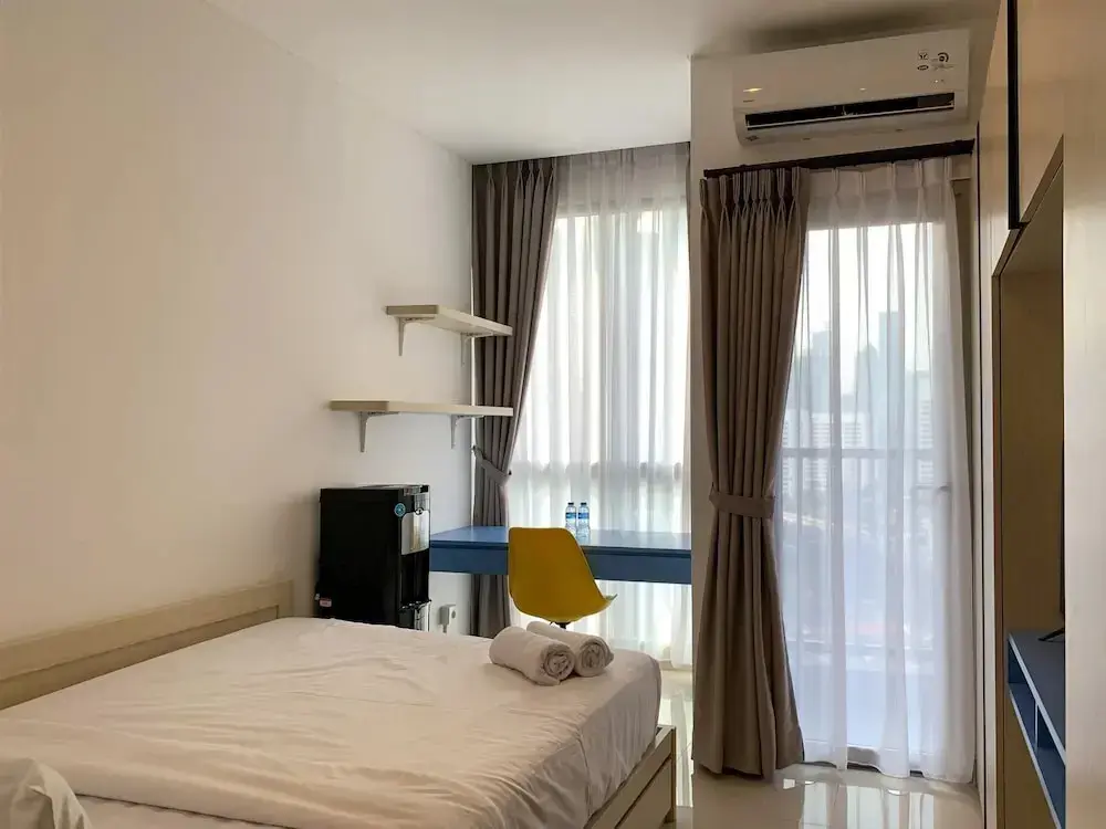 Джакарта: Cozy And Tidy Studio At The Newton Ciputra World 2 Apartment
