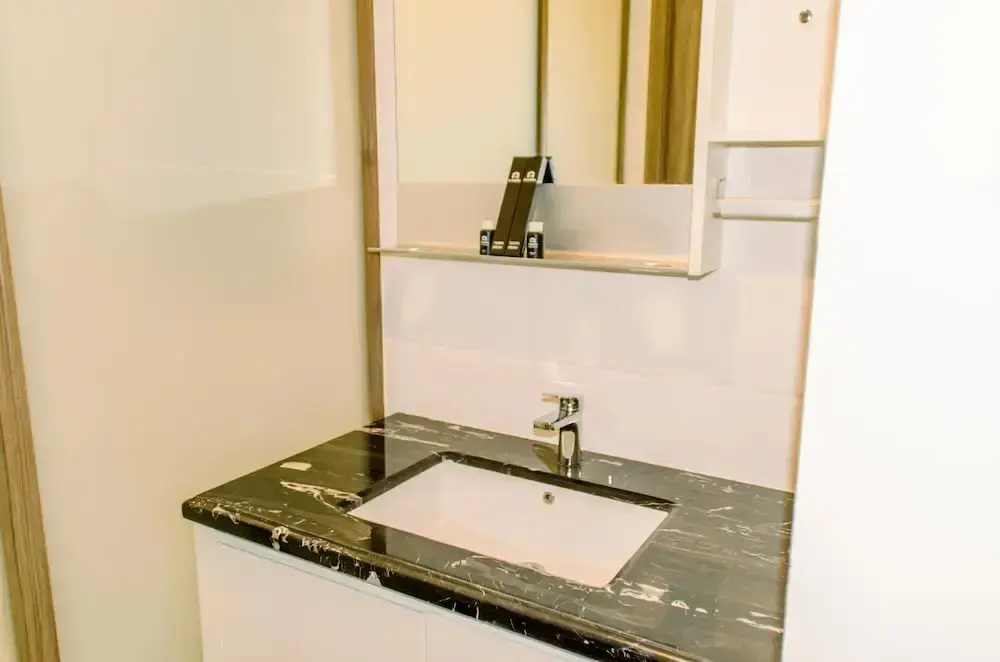 Legok: Elegant And Tidy 2Br At Sky House Bsd Apartment