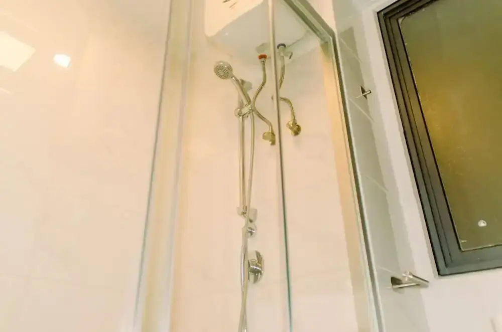Legok: Elegant And Tidy 2Br At Sky House Bsd Apartment