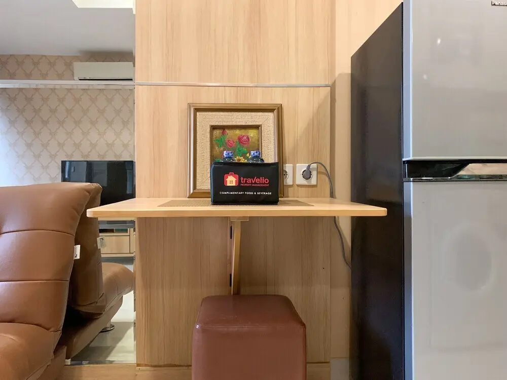 Джакарта: Comfort And Nice 2Br At The Mansion Kemayoran Apartment