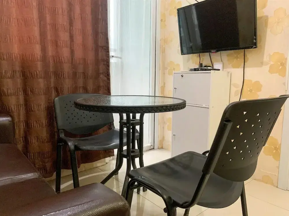 Джакарта: Comfort 2Br Apartment At Green Pramuka City
