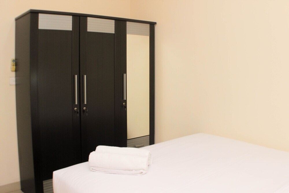 Чикаранг: Cozy Living 2Br At Metropark Condominium Jababeka Apartment