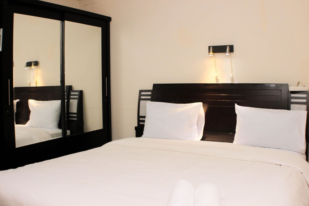 Чикаранг: Cozy Living 2Br At Metropark Condominium Jababeka Apartment