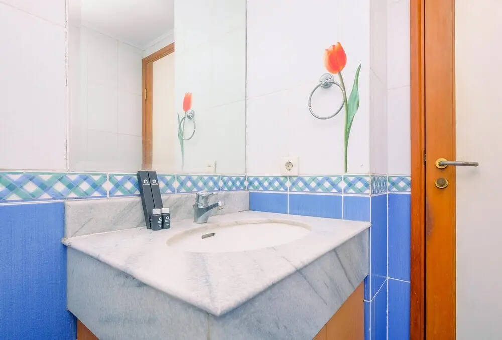 Джакарта: Elegant And Homey 3Br At Bona Vista Apartment