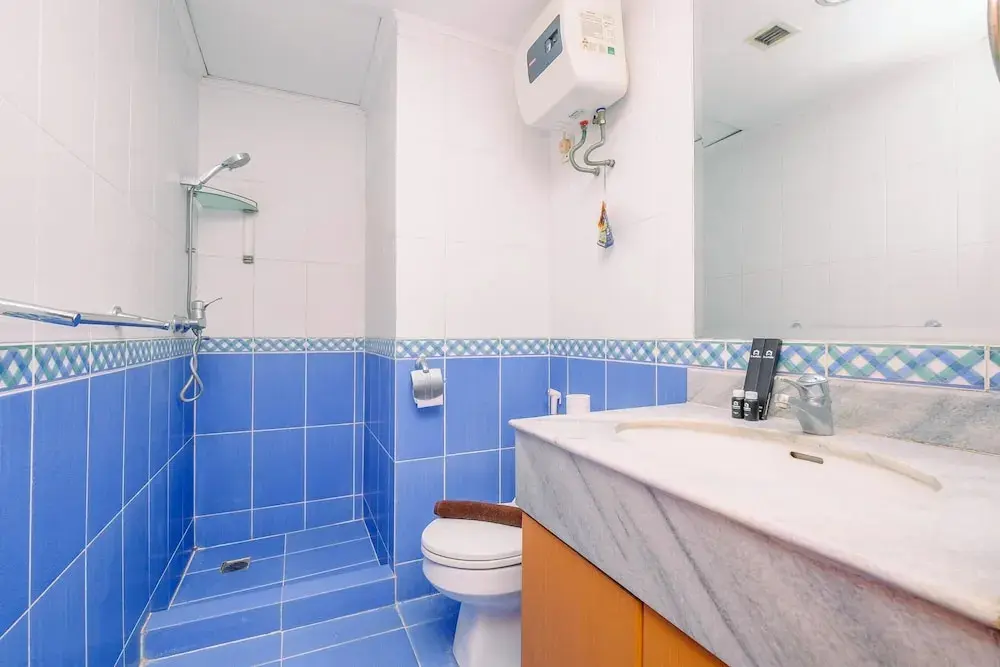 Джакарта: Elegant And Homey 3Br At Bona Vista Apartment