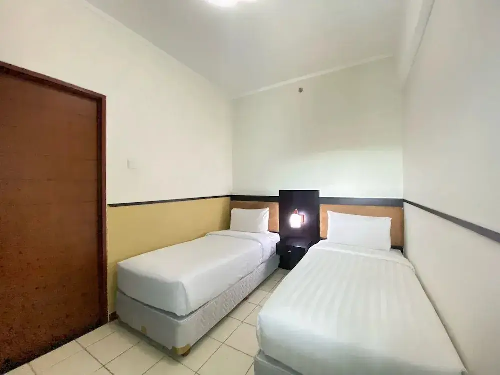 Сименьян: Bohemian Spacious 2Br Apartment At Marbella Suites Dago Pakar Bandung