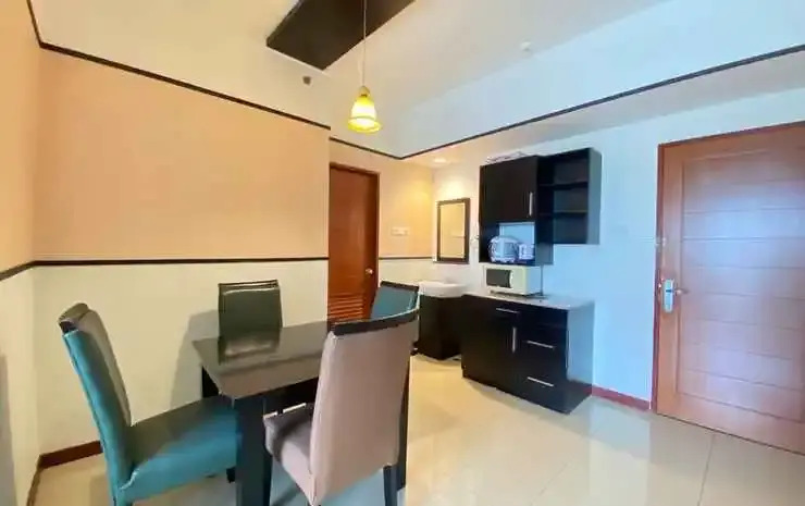 Сименьян: Bohemian Spacious 2Br Apartment At Marbella Suites Dago Pakar Bandung