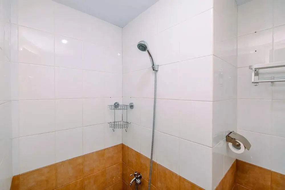 Джакарта: Furnished And Strategic 2Br Apartment For 4 Pax Green Pramuka