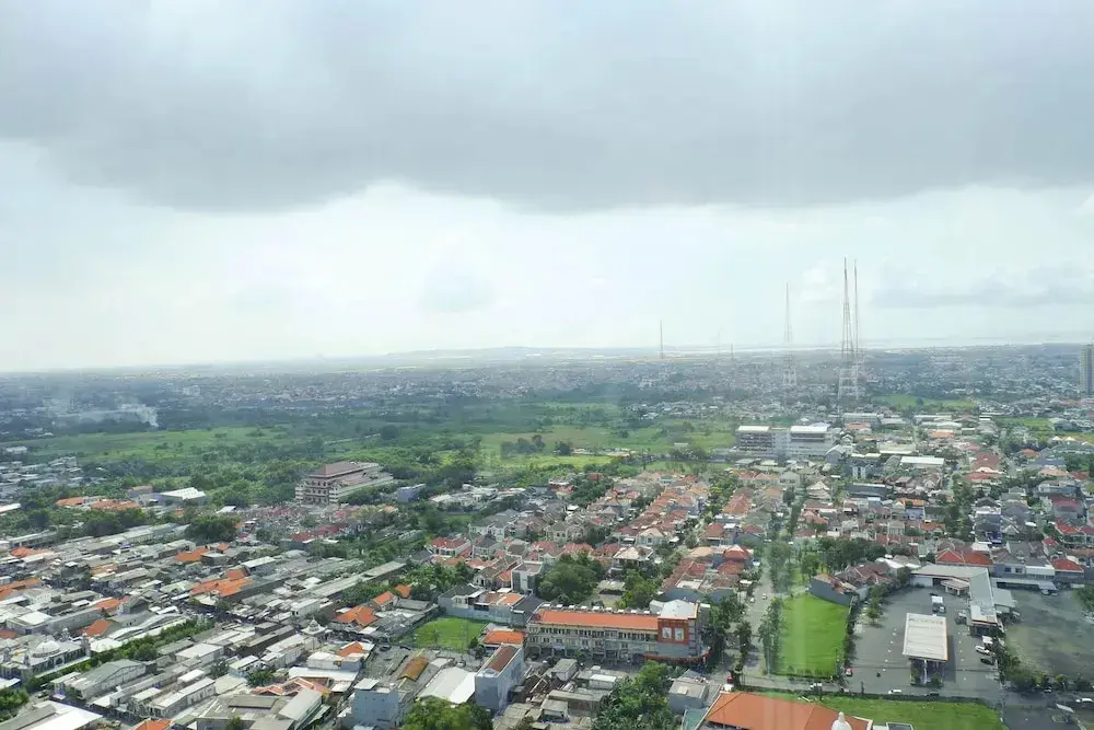 Сурабая: Elegant 2Br Apartment With Access To Mall At Tanglin Supermall Mansion