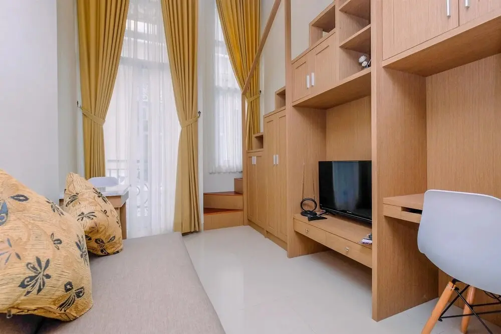 Джакарта: Elegant And Comfy Studio Loft Apple 1 Condovilla Apartment