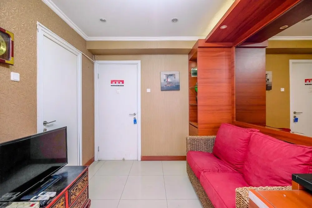 Джакарта: Comfy 2Br At Green Pramuka City Apartment