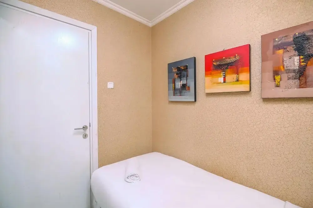 Джакарта: Comfy 2Br At Green Pramuka City Apartment