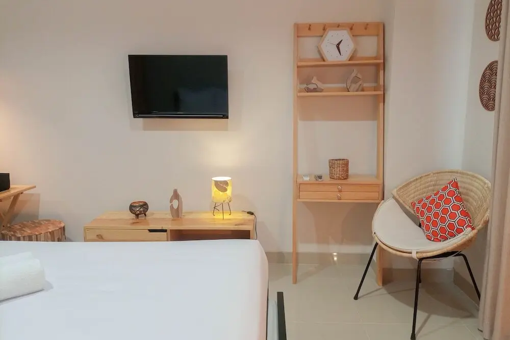Ngaglik: Cozy Studio At Patraland Amarta Apartment