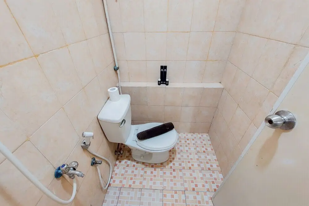 Джакарта: Warm And Comfort Stay 2Br At Green Park View Apartment