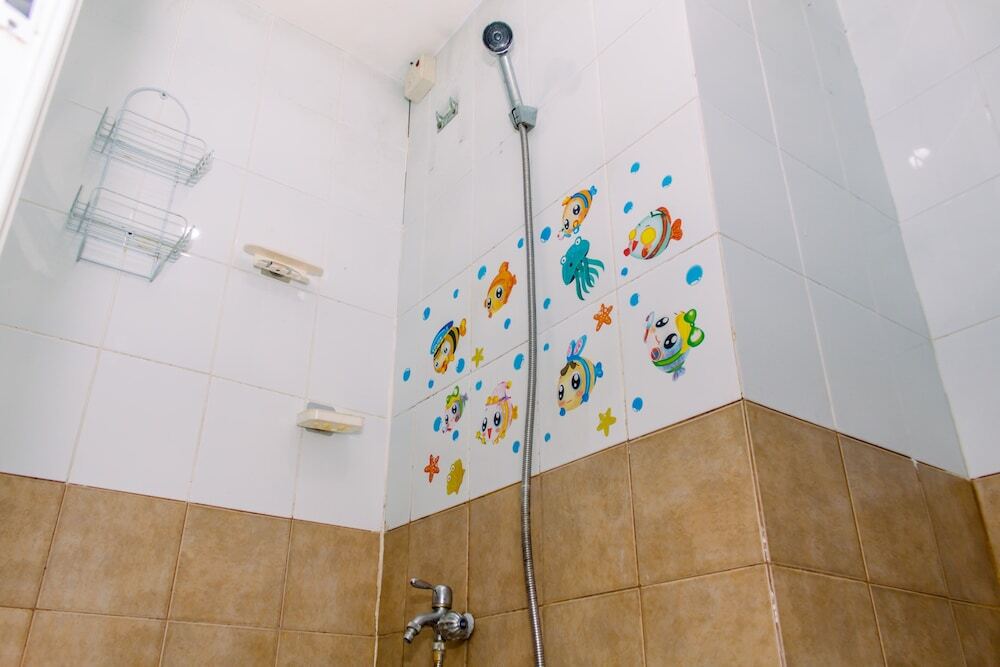 Джакарта: Spacious And Comfy 1Br At Green Pramuka City Apartment