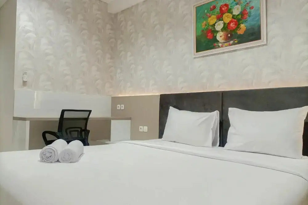Ngaglik: Nice Studio At Patraland Amarta Apartment