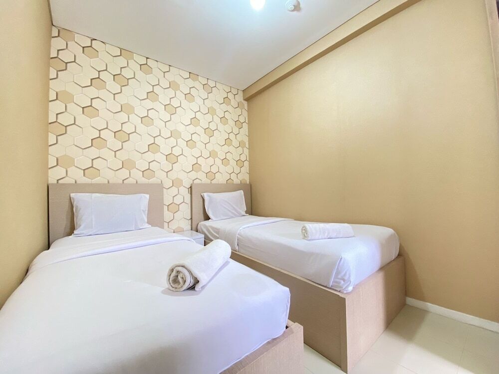 Бандунг: Artsy 2Br Apartment At Parahyangan Residence
