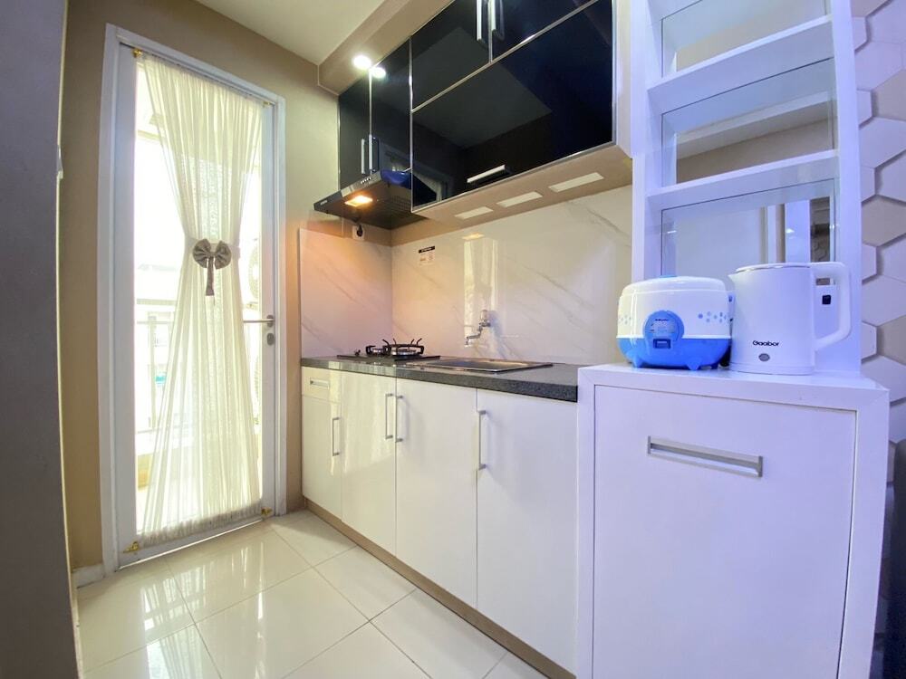 Бандунг: Artsy 2Br Apartment At Parahyangan Residence