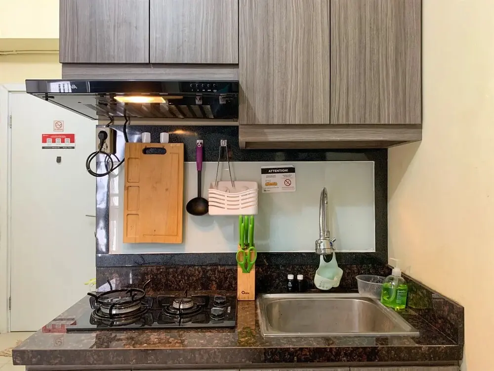 Джакарта: Homey And Tidy Studio At Green Pramuka City Apartment