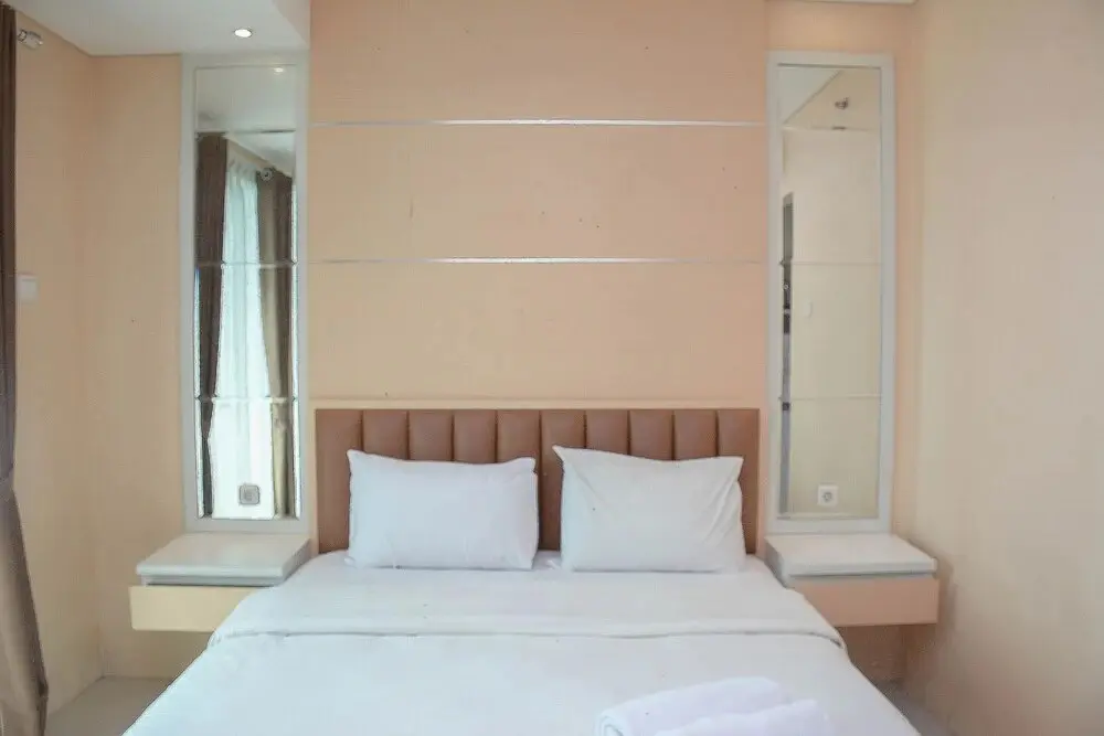 Джакарта: Nice And Minimalist Studio At Apartment Woodland Park Residence
