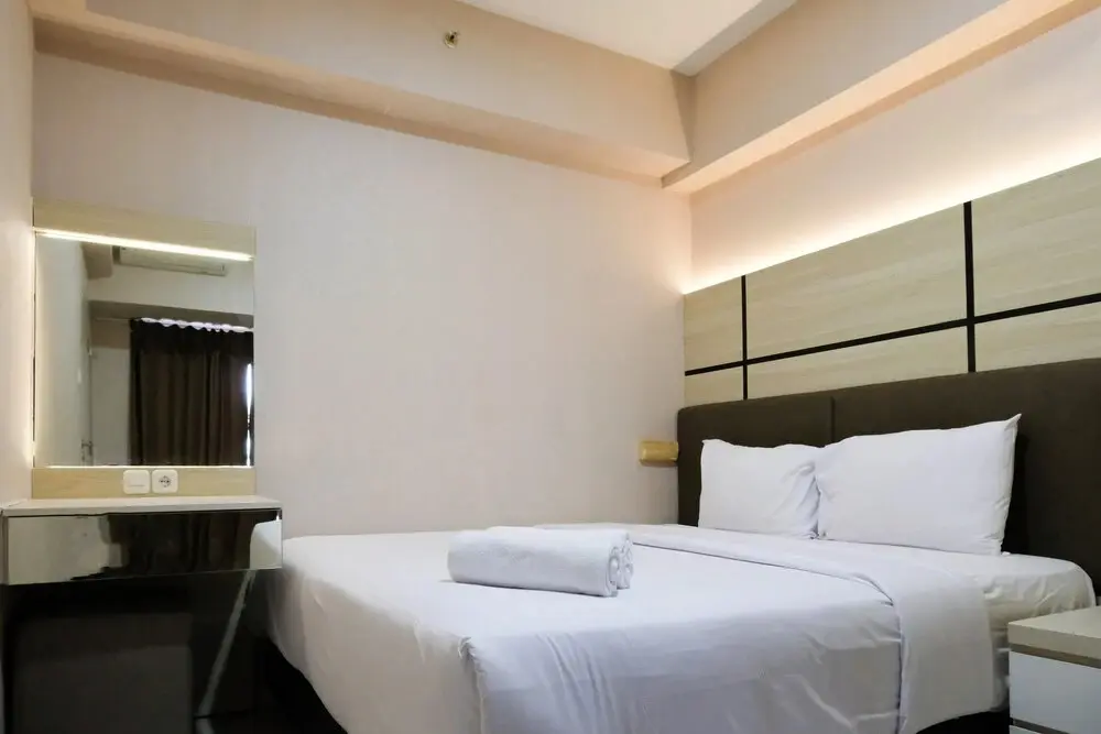 Сурабая: Spacious 2Br Apartment With Access Mall At Tanglin Supermall Mansion