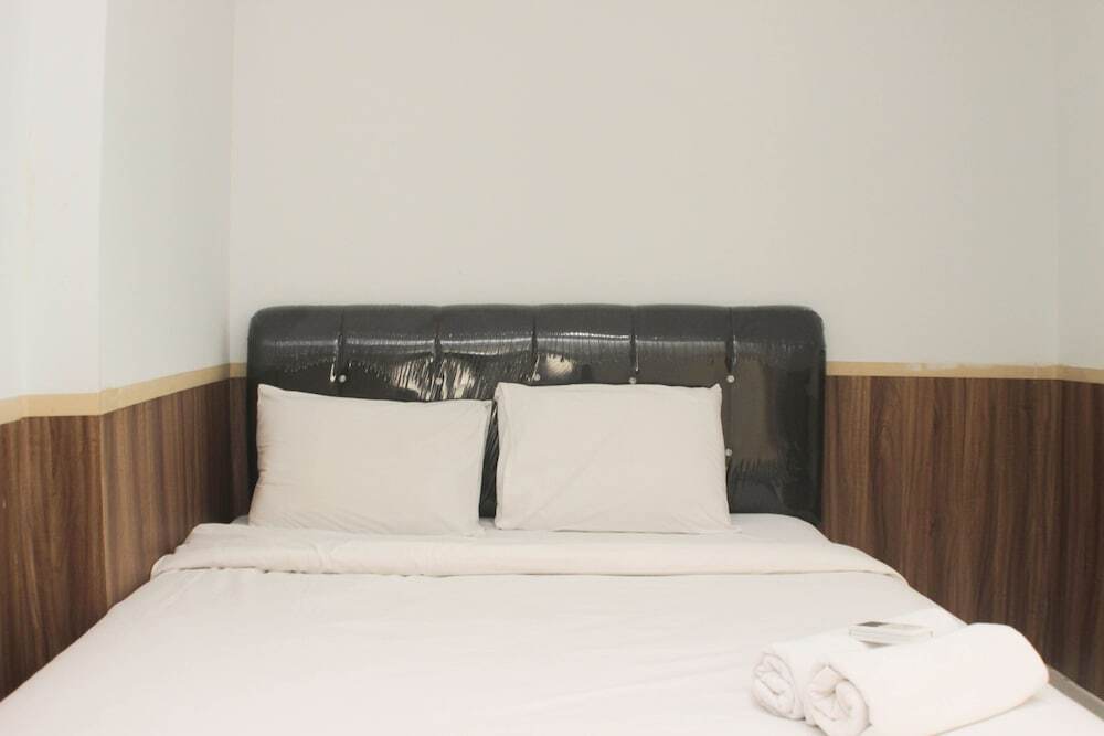 Бекаси: Homey And Nice 2Br At Patraland Urbano Apartment