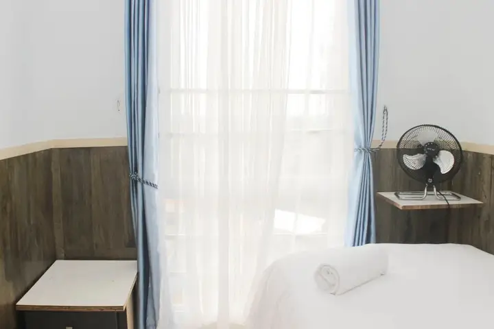 Бекаси: Homey And Nice 2Br At Patraland Urbano Apartment