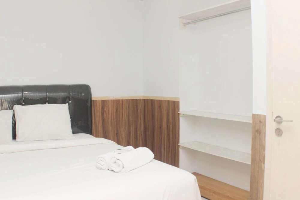 Бекаси: Homey And Nice 2Br At Patraland Urbano Apartment