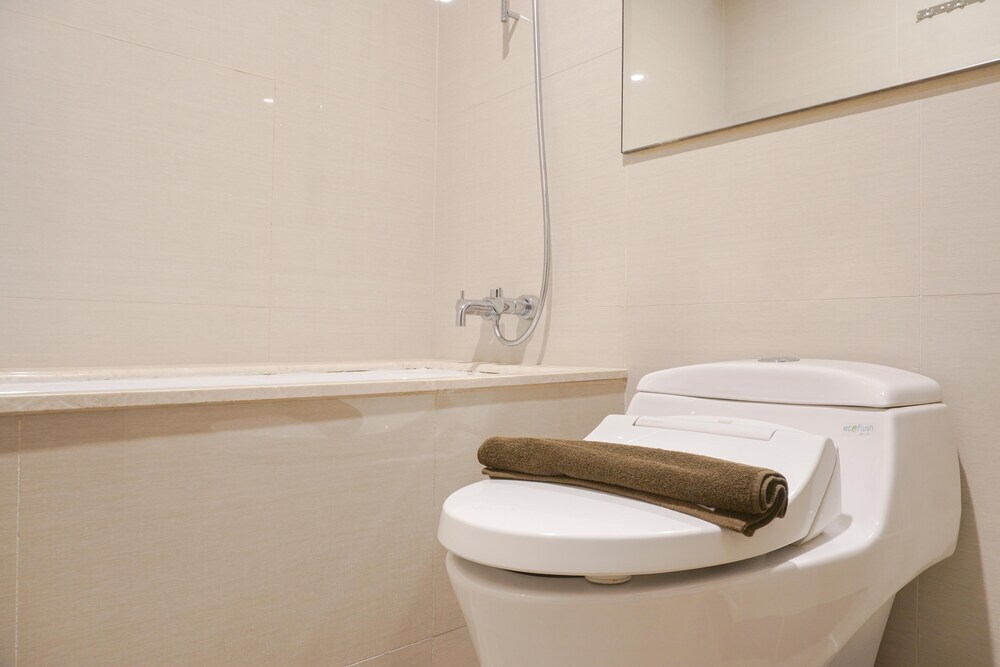 Джакарта: Comfy And Minimalist 2Br Apartment At Casa Grande Residence