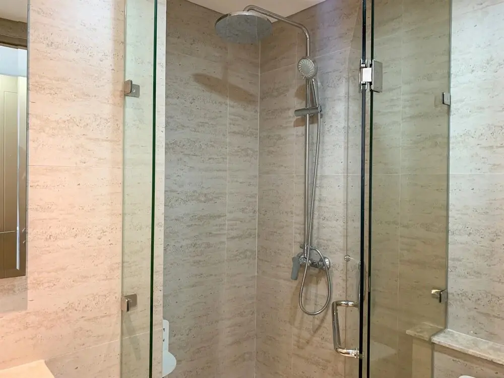 Джакарта: Nice And Comfort 1Br At Gold Coast Apartment